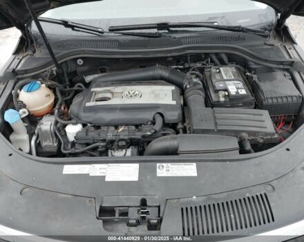 Чорний Фольксваген CC, об'ємом двигуна 2 л та пробігом 100 тис. км за 9200 $, фото 8 на Automoto.ua