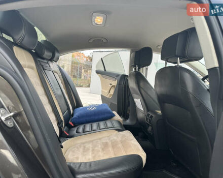 Коричневый Фольксваген CC / Passat CC, объемом двигателя 1.97 л и пробегом 232 тыс. км за 12700 $, фото 43 на Automoto.ua