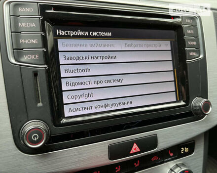 Красный Фольксваген CC / Passat CC, объемом двигателя 1.98 л и пробегом 202 тыс. км за 10999 $, фото 42 на Automoto.ua