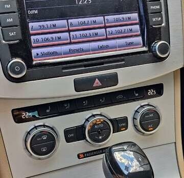 Красный Фольксваген CC / Passat CC, объемом двигателя 1.98 л и пробегом 131 тыс. км за 10300 $, фото 9 на Automoto.ua