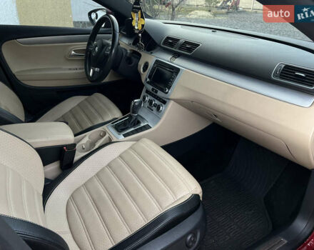 Красный Фольксваген CC / Passat CC, объемом двигателя 1.98 л и пробегом 135 тыс. км за 8900 $, фото 6 на Automoto.ua
