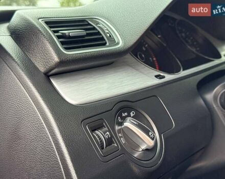 Красный Фольксваген CC / Passat CC, объемом двигателя 1.98 л и пробегом 152 тыс. км за 9400 $, фото 34 на Automoto.ua