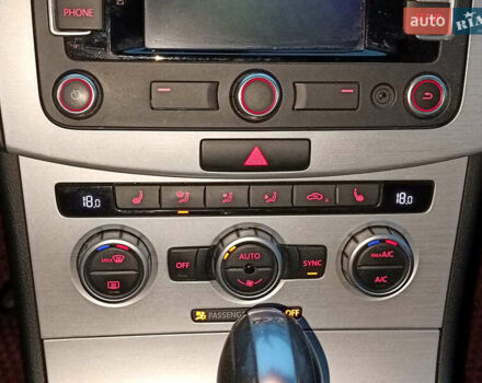 Красный Фольксваген CC / Passat CC, объемом двигателя 2 л и пробегом 151 тыс. км за 13490 $, фото 28 на Automoto.ua