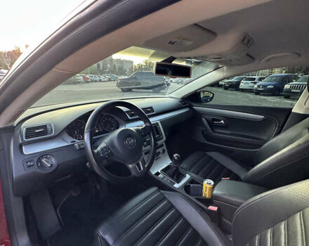 Красный Фольксваген CC / Passat CC, объемом двигателя 1.98 л и пробегом 150 тыс. км за 11999 $, фото 10 на Automoto.ua