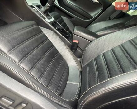 Красный Фольксваген CC / Passat CC, объемом двигателя 1.98 л и пробегом 152 тыс. км за 9400 $, фото 28 на Automoto.ua