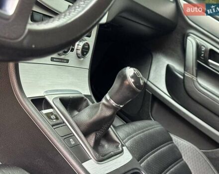 Красный Фольксваген CC / Passat CC, объемом двигателя 1.98 л и пробегом 152 тыс. км за 9400 $, фото 31 на Automoto.ua