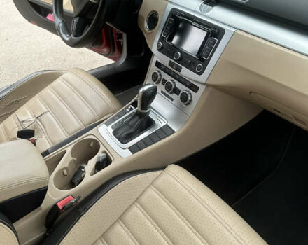 Красный Фольксваген CC / Passat CC, объемом двигателя 1.98 л и пробегом 220 тыс. км за 9900 $, фото 8 на Automoto.ua