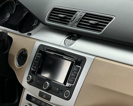 Красный Фольксваген CC / Passat CC, объемом двигателя 1.98 л и пробегом 220 тыс. км за 9900 $, фото 9 на Automoto.ua
