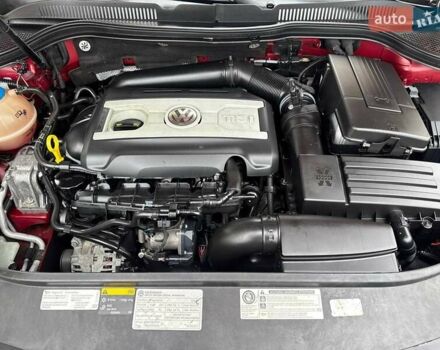 Красный Фольксваген CC / Passat CC, объемом двигателя 1.98 л и пробегом 152 тыс. км за 9400 $, фото 48 на Automoto.ua