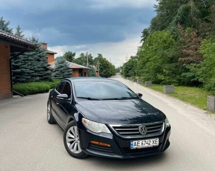 Красный Фольксваген CC / Passat CC, объемом двигателя 1.98 л и пробегом 283 тыс. км за 7500 $, фото 1 на Automoto.ua