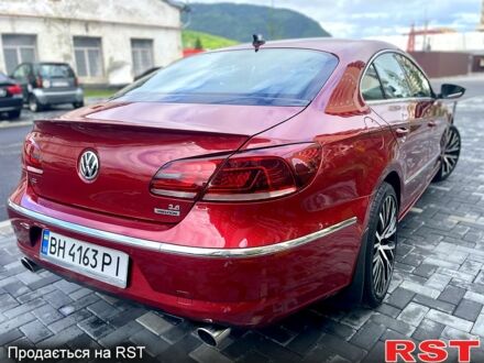 Фольксваген CC 2014 у Одесі на Automoto.ua Червоний Фольксваген CC, об'ємом двигуна 3.6 л та пробігом 172 тис. км за 12700 $, фото 1 на Automoto.ua