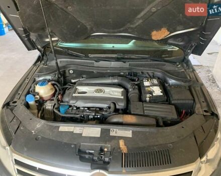 Фольксваген CC / Passat CC, объемом двигателя 2 л и пробегом 215 тыс. км за 7900 $, фото 5 на Automoto.ua