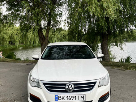 Фольксваген CC / Passat CC, объемом двигателя 2 л и пробегом 178 тыс. км за 8300 $, фото 1 на Automoto.ua