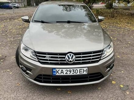 Желтый Фольксваген CC / Passat CC, объемом двигателя 2 л и пробегом 240 тыс. км за 11000 $, фото 1 на Automoto.ua