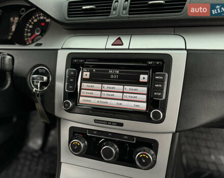 Серый Фольксваген CC / Passat CC, объемом двигателя 2 л и пробегом 220 тыс. км за 6750 $, фото 22 на Automoto.ua