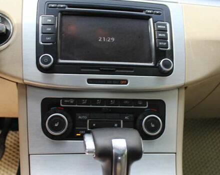 Серый Фольксваген CC / Passat CC, объемом двигателя 2 л и пробегом 330 тыс. км за 11000 $, фото 17 на Automoto.ua