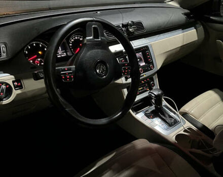 Серый Фольксваген CC / Passat CC, объемом двигателя 2 л и пробегом 220 тыс. км за 6950 $, фото 9 на Automoto.ua