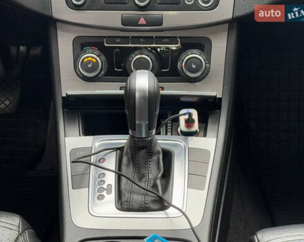Серый Фольксваген CC / Passat CC, объемом двигателя 2 л и пробегом 170 тыс. км за 8700 $, фото 17 на Automoto.ua