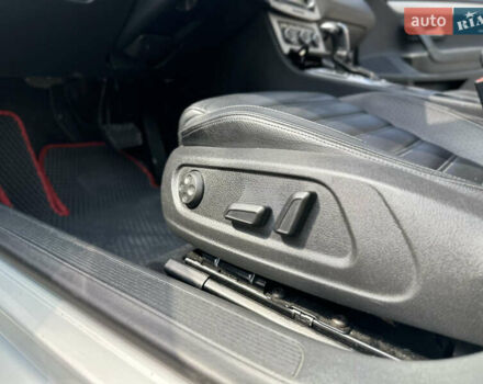 Сірий Фольксваген CC / Passat CC, об'ємом двигуна 1.98 л та пробігом 160 тис. км за 8399 $, фото 15 на Automoto.ua