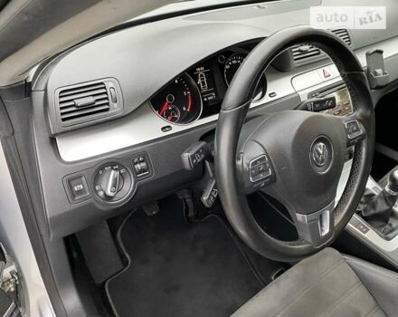 Серый Фольксваген CC / Passat CC, объемом двигателя 1.97 л и пробегом 220 тыс. км за 11500 $, фото 22 на Automoto.ua