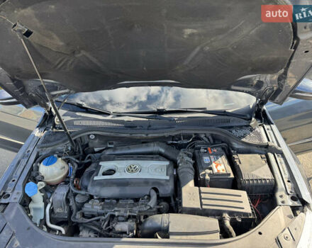 Фольксваген CC / Passat CC 2010 в Благовещенское (Ульяновка) на Automoto.ua Серый Фольксваген CC / Passat CC, объемом двигателя 1.98 л и пробегом 236 тыс. км за 7300 $, фото 19 на Automoto.ua