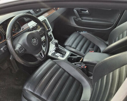 Серый Фольксваген CC / Passat CC, объемом двигателя 2 л и пробегом 188 тыс. км за 9300 $, фото 1 на Automoto.ua