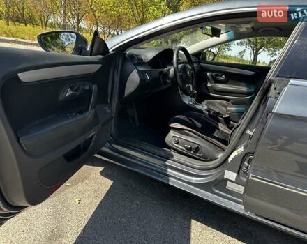 Серый Фольксваген CC / Passat CC, объемом двигателя 1.98 л и пробегом 220 тыс. км за 8900 $, фото 12 на Automoto.ua