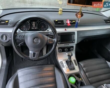 Серый Фольксваген CC / Passat CC, объемом двигателя 2 л и пробегом 230 тыс. км за 9700 $, фото 5 на Automoto.ua