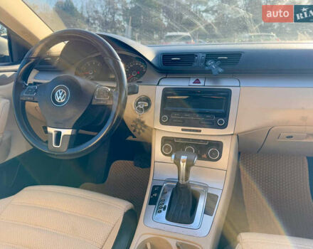 Серый Фольксваген CC / Passat CC, объемом двигателя 2 л и пробегом 223 тыс. км за 7400 $, фото 1 на Automoto.ua