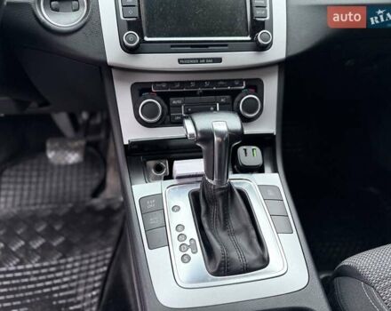 Сірий Фольксваген CC / Passat CC, об'ємом двигуна 1.97 л та пробігом 254 тис. км за 8999 $, фото 7 на Automoto.ua