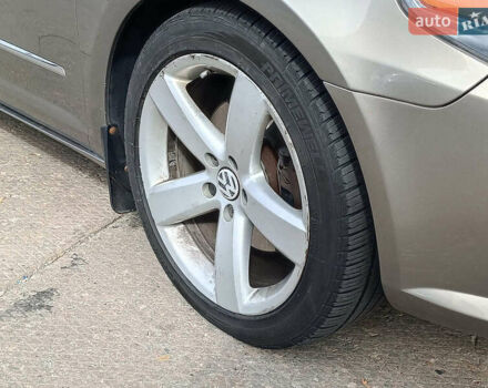Сірий Фольксваген CC / Passat CC, об'ємом двигуна 2 л та пробігом 215 тис. км за 9490 $, фото 6 на Automoto.ua