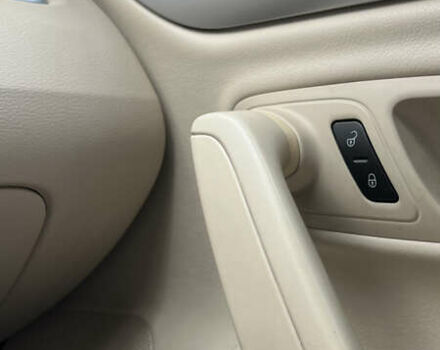 Сірий Фольксваген CC / Passat CC, об'ємом двигуна 1.98 л та пробігом 274 тис. км за 8900 $, фото 20 на Automoto.ua