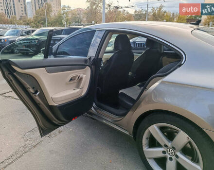 Сірий Фольксваген CC / Passat CC, об'ємом двигуна 2 л та пробігом 215 тис. км за 9490 $, фото 13 на Automoto.ua