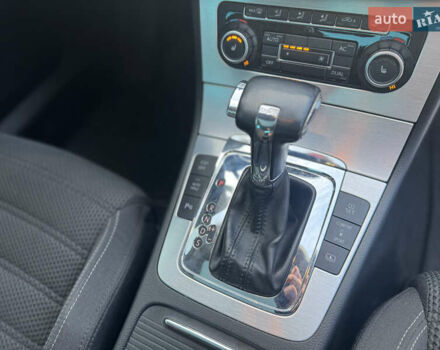 Сірий Фольксваген CC / Passat CC, об'ємом двигуна 2 л та пробігом 252 тис. км за 11700 $, фото 55 на Automoto.ua