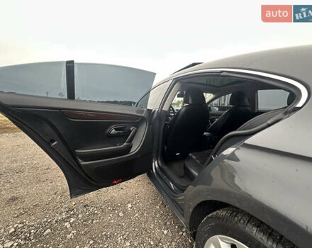 Сірий Фольксваген CC / Passat CC, об'ємом двигуна 1.98 л та пробігом 208 тис. км за 9000 $, фото 18 на Automoto.ua