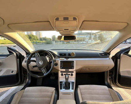 Серый Фольксваген CC / Passat CC, объемом двигателя 2 л и пробегом 234 тыс. км за 13500 $, фото 13 на Automoto.ua