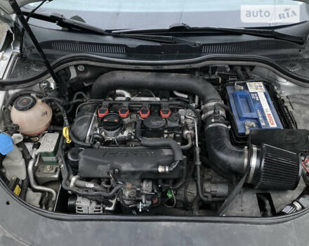 Сірий Фольксваген CC / Passat CC, об'ємом двигуна 2 л та пробігом 50 тис. км за 12900 $, фото 11 на Automoto.ua