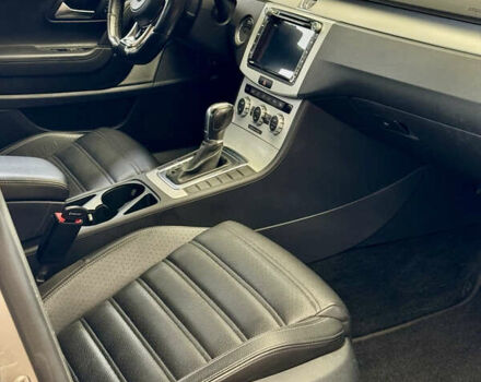 Сірий Фольксваген CC / Passat CC, об'ємом двигуна 1.98 л та пробігом 182 тис. км за 10500 $, фото 23 на Automoto.ua