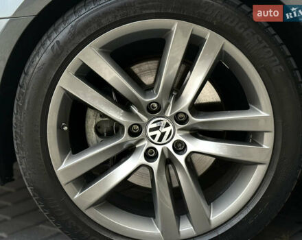 Сірий Фольксваген CC / Passat CC, об'ємом двигуна 1.98 л та пробігом 168 тис. км за 9500 $, фото 19 на Automoto.ua