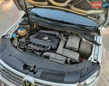 Серый Фольксваген CC / Passat CC, объемом двигателя 2 л и пробегом 207 тыс. км за 8999 $, фото 45 на Automoto.ua