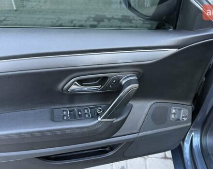 Серый Фольксваген CC / Passat CC, объемом двигателя 1.98 л и пробегом 158 тыс. км за 10000 $, фото 18 на Automoto.ua