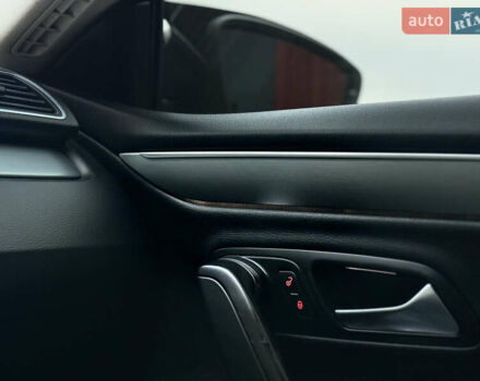 Сірий Фольксваген CC / Passat CC, об'ємом двигуна 1.98 л та пробігом 168 тис. км за 9500 $, фото 17 на Automoto.ua