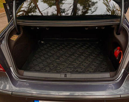 Сірий Фольксваген CC / Passat CC, об'ємом двигуна 3.6 л та пробігом 161 тис. км за 13000 $, фото 11 на Automoto.ua