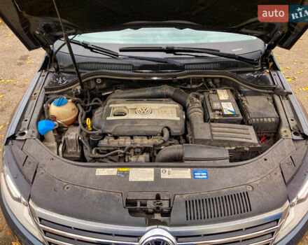 Серый Фольксваген CC / Passat CC, объемом двигателя 1.98 л и пробегом 221 тыс. км за 10000 $, фото 4 на Automoto.ua