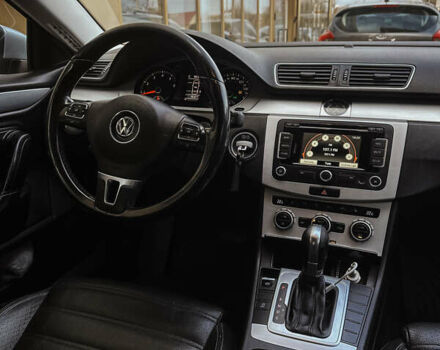 Серый Фольксваген CC / Passat CC, объемом двигателя 2 л и пробегом 344 тыс. км за 13000 $, фото 6 на Automoto.ua