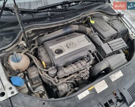 Серый Фольксваген CC / Passat CC, объемом двигателя 1.98 л и пробегом 140 тыс. км за 13200 $, фото 10 на Automoto.ua