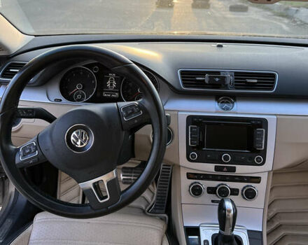 Серый Фольксваген CC / Passat CC, объемом двигателя 2 л и пробегом 154 тыс. км за 11800 $, фото 13 на Automoto.ua