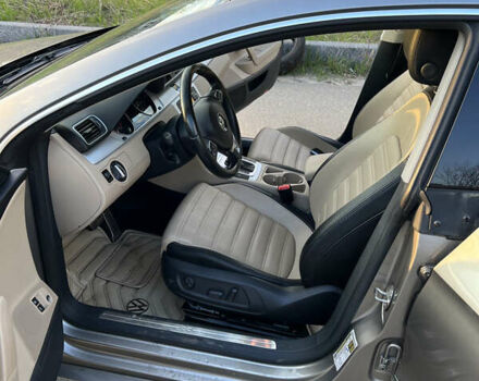 Серый Фольксваген CC / Passat CC, объемом двигателя 2 л и пробегом 154 тыс. км за 11800 $, фото 11 на Automoto.ua