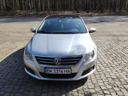Фольксваген CC / Passat CC 2008 у Костополе на Automoto.ua Сірий Фольксваген CC / Passat CC, об'ємом двигуна 1.8 л та пробігом 286 тис. км за 7000 $, фото 1 на Automoto.ua