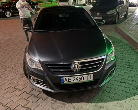 Серый Фольксваген CC / Passat CC, объемом двигателя 1.97 л и пробегом 240 тыс. км за 9000 $, фото 1 на Automoto.ua